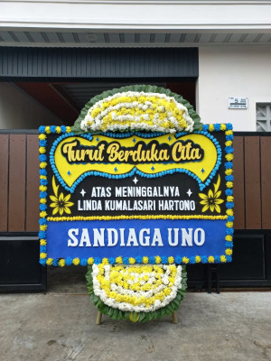 Papan Bunga Duka di Pamukan Utara